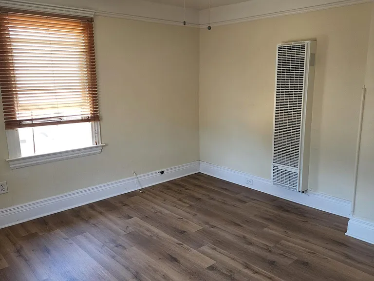821 Walnut Ave — Photo 10