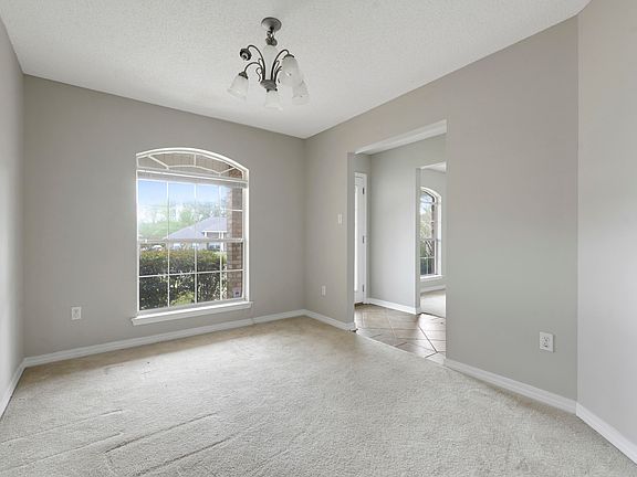 4th image of 11610 Magnolia Estates Ln