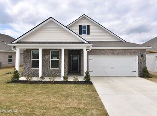 100 Gateway Dr, Jackson, TN 38305