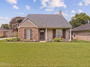820 Rosedown Ln, Lafayette, LA 70503