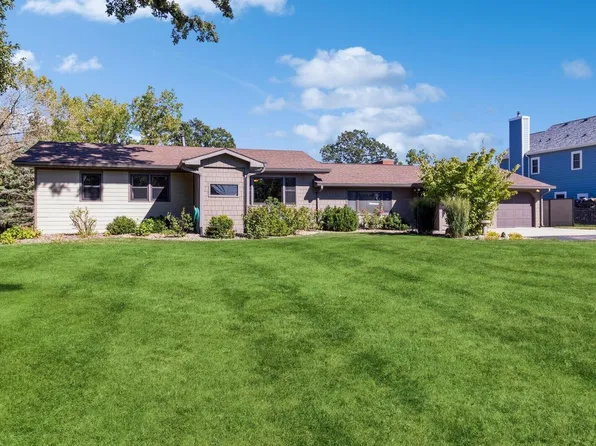3604 Grand Ave, Ames, IA 50010