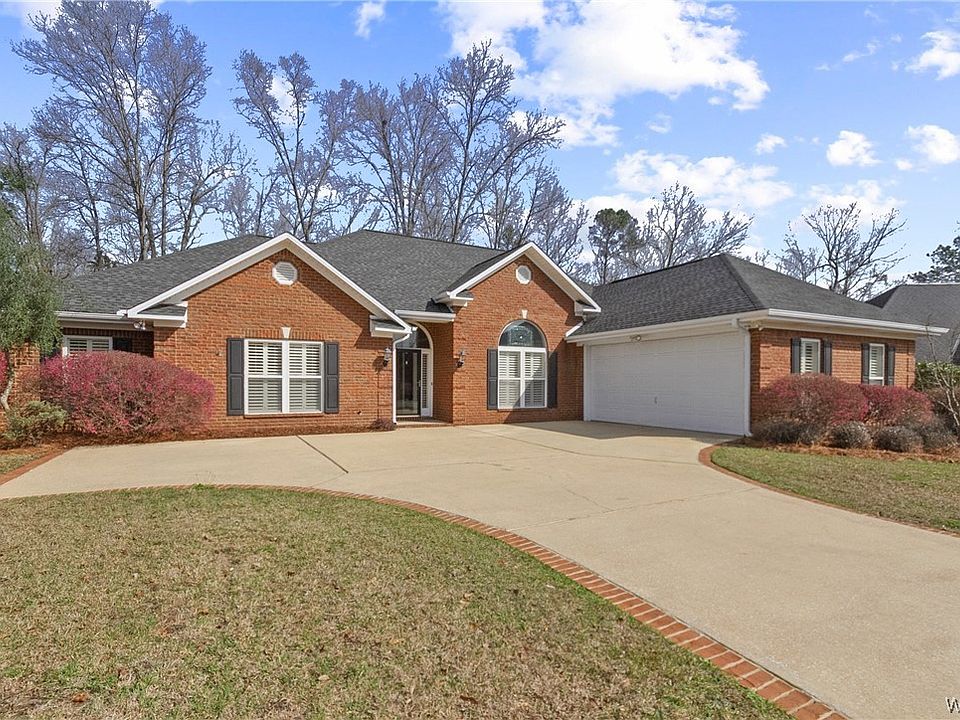 1st image of 938 Pin Brook Ln