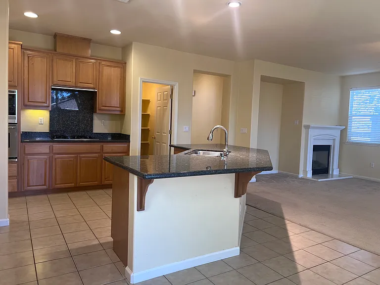 771 Cathedral Way — Photo 13