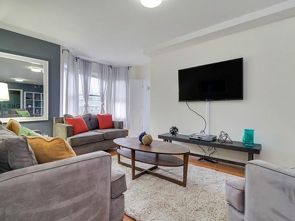 5th image of 448 Palisade Ave APT 301
