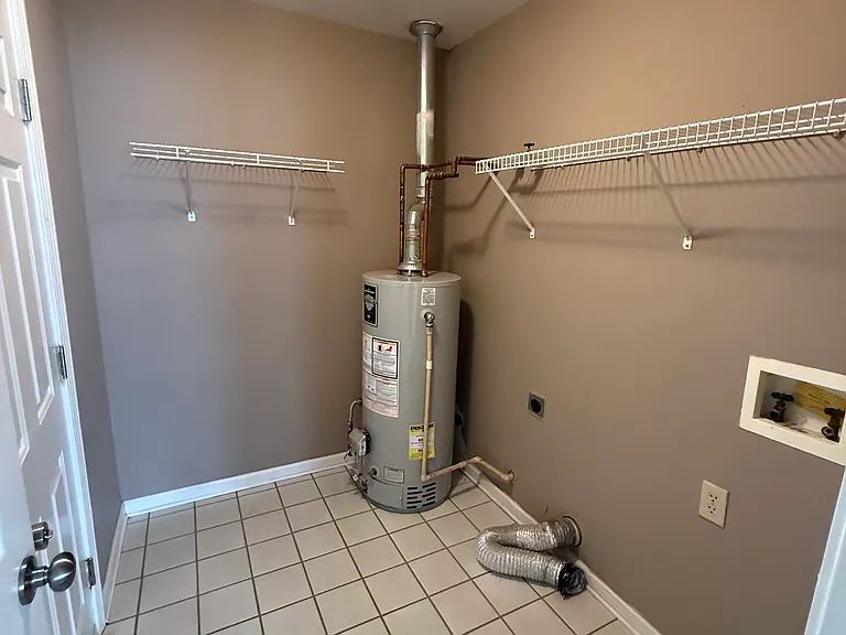 1112 Vinson Ct — Photo 27