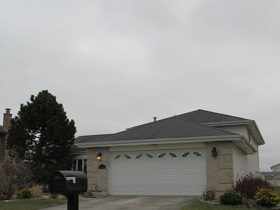 2nd image of 5243 Bentgrass St