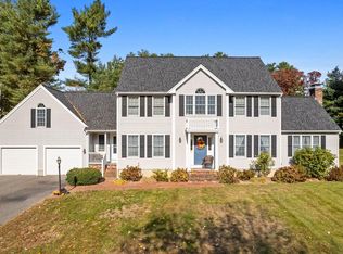 11 Satucket Trl, Bridgewater, MA 02324
