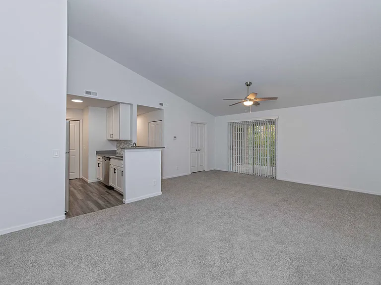 Ivy Hills Living Spaces — Photo 94