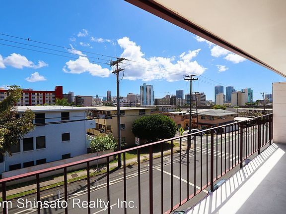 3rd image of 1508 Pensacola St APT 303
