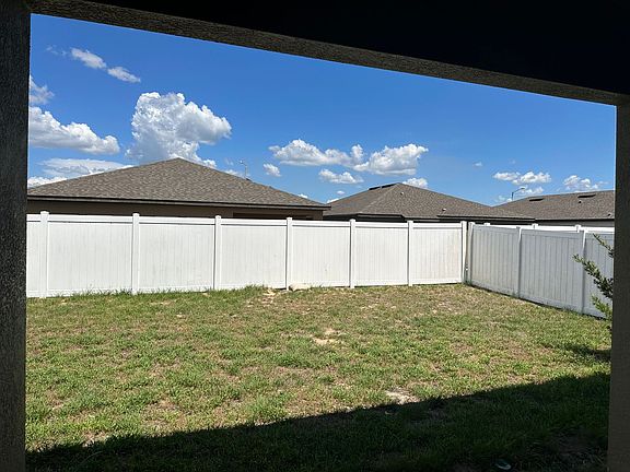 3rd image of 896 Orchid Grove Blvd