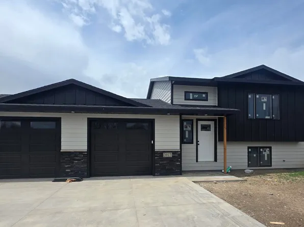 3917 Altor Ct, Rapid City, SD 57703