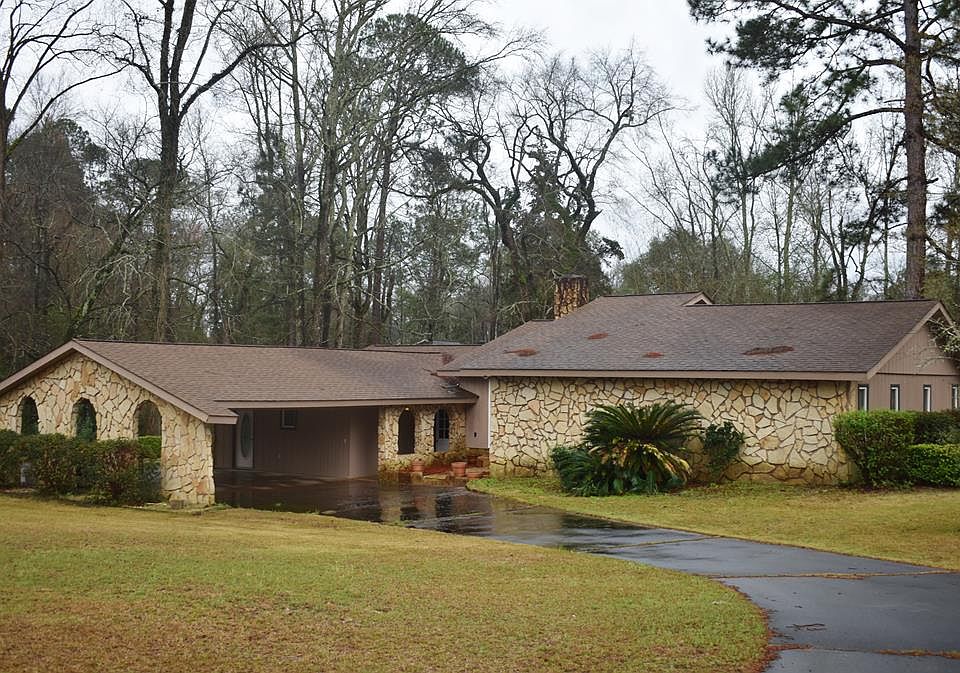 1st image of 708 E Oxley Blvd