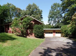 1598 Gilliam Mountain Rd, Hendersonville, NC 28792