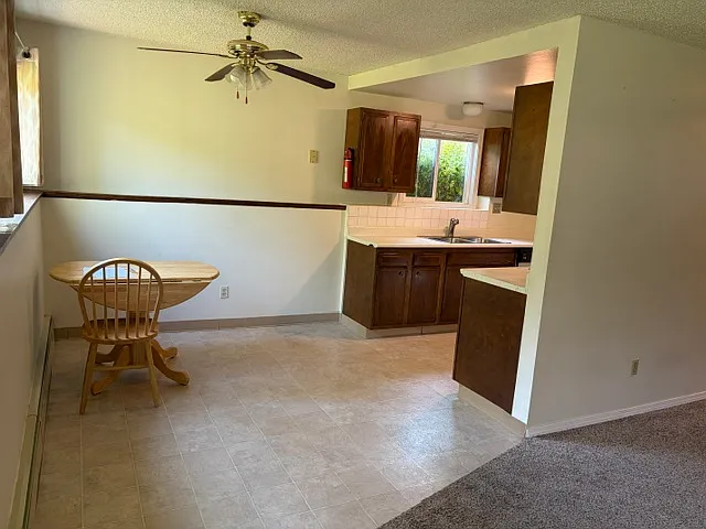 2 bed, 900 sqft, $1,525 — Photo 4