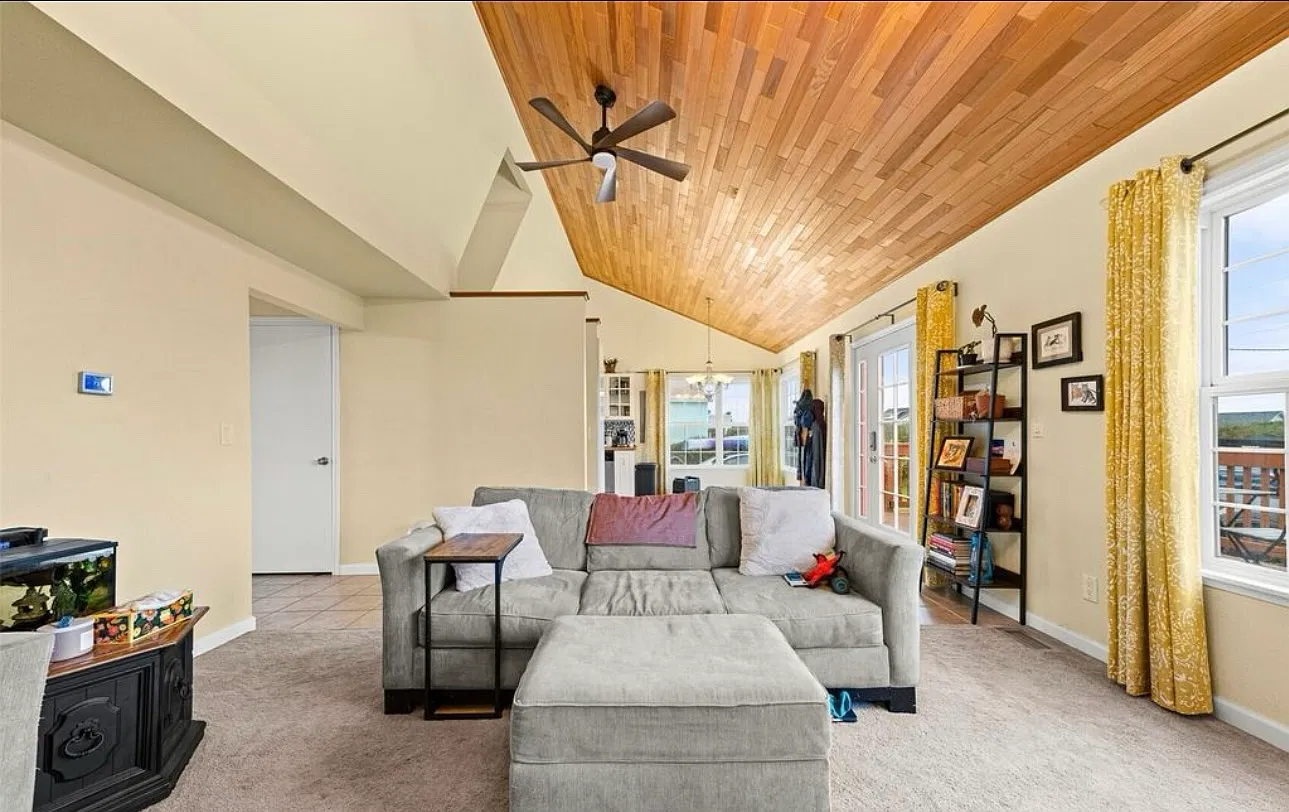 1291 Channel Ave SW — Photo 4