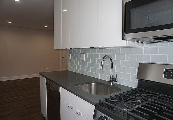3rd image of 350 Sterling St #216