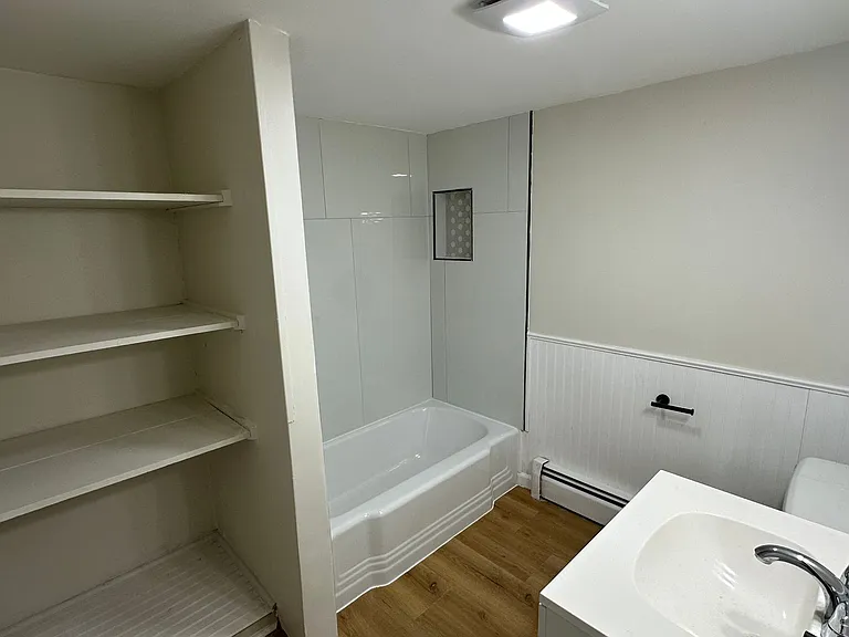11 Dedford St — Photo 4