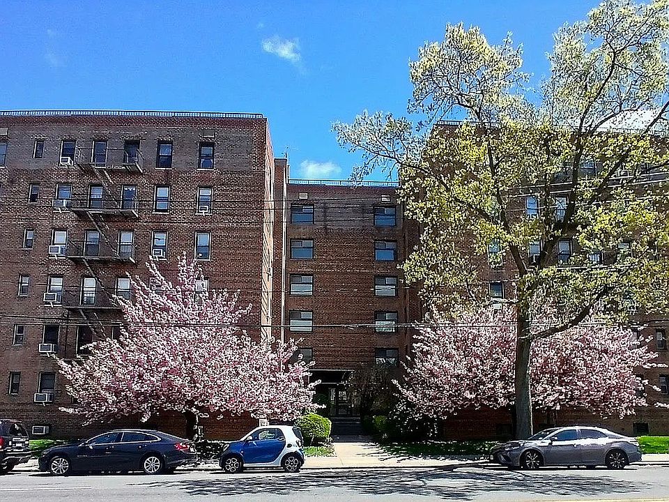 1st image of 2209 Knapp St APT 5G