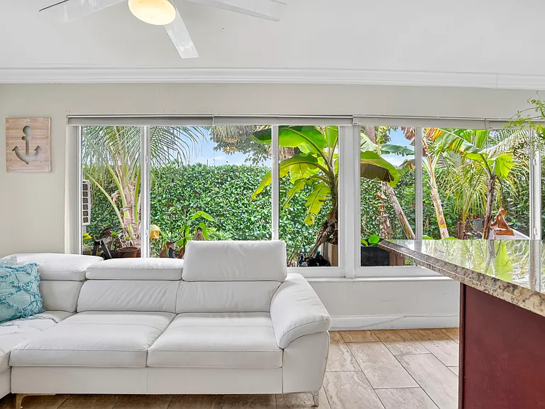 3207 Marine Dr #D — Photo 16