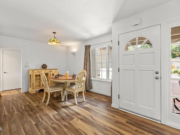5th image of 3907 United Rd