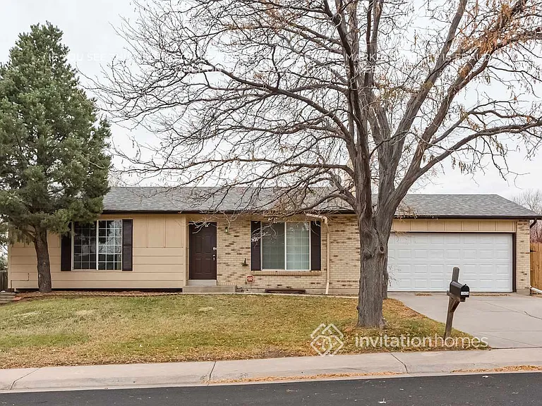 17474 E Louisiana Ave — Photo 2