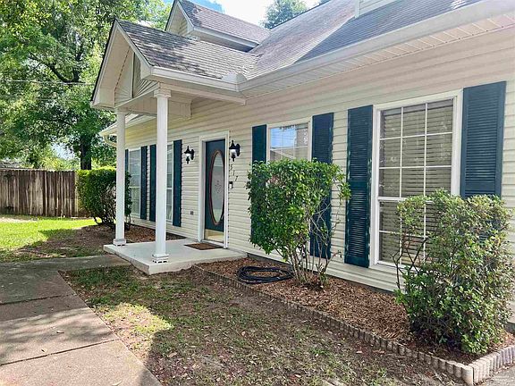 2nd image of 517 Pheasant Ct