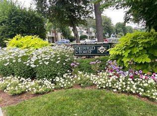 13 Walden Dr APT 5, Natick, MA 01760