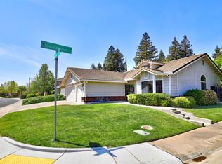 8614 W Camden Dr, Elk Grove, CA 95624