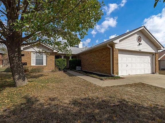 2nd image of 504 Sunny Brook Dr