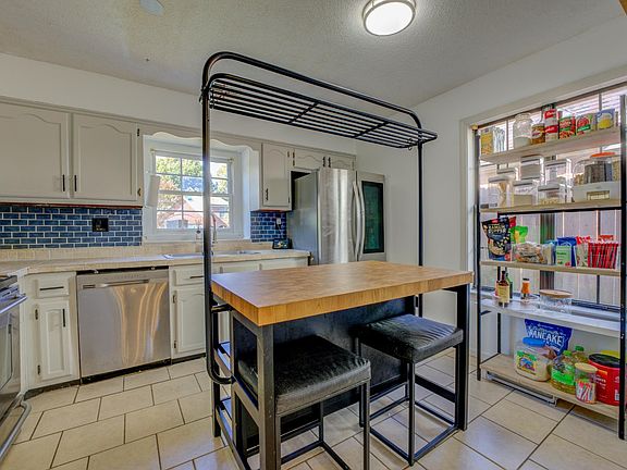 4th image of 292 Bendigo Dr