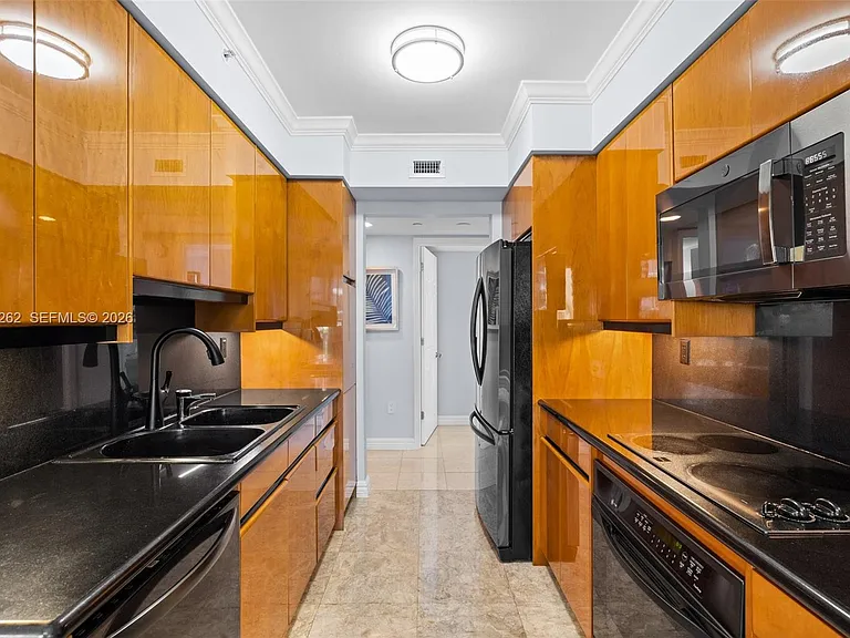 18671 Collins Ave #404 — Photo 21