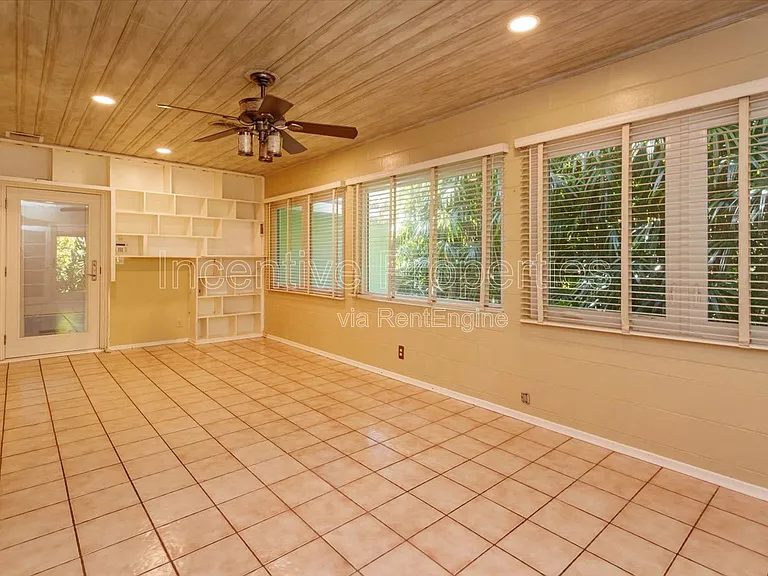 816 Putnam Ave — Photo 17