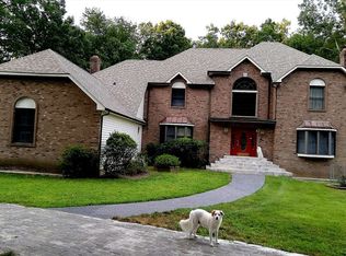 22 N Tanglewood Dr, Gibbsboro, NJ 08026