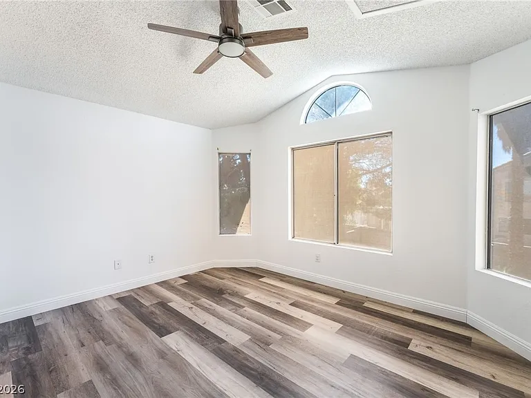 2655 Par Four Ln — Photo 26