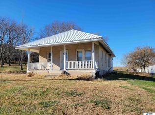 606 8th St, Table Rock, NE 68447