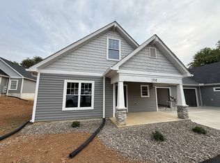 1352 Old Elizabethtown Rd, Hodgenville, KY 42748