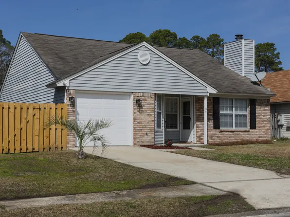 186 Finn Cir, Savannah, GA 31419