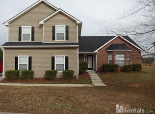 600 Jeans Cir, Stockbridge, GA 30281