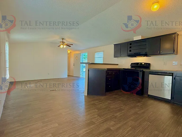 4228 Satellite Dr — Photo 3