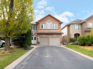 42 Holkham Ave, Hamilton, ON L9K 1N9