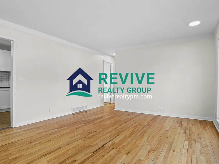 36665 Angeline Cir — Photo 5