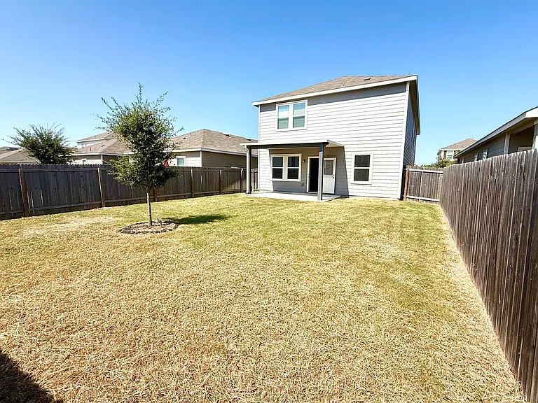 12823 Cygnus — Photo 13