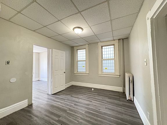 3rd image of 721 Bergen St Floor 2