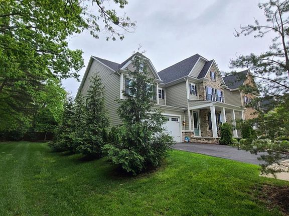 2nd image of 11413 Woodrush Ct