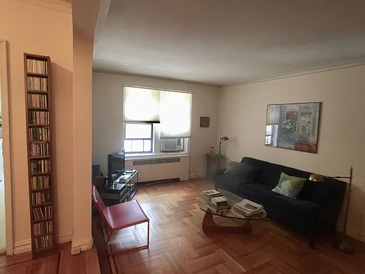 Rented by Sovereign Associates | media 41