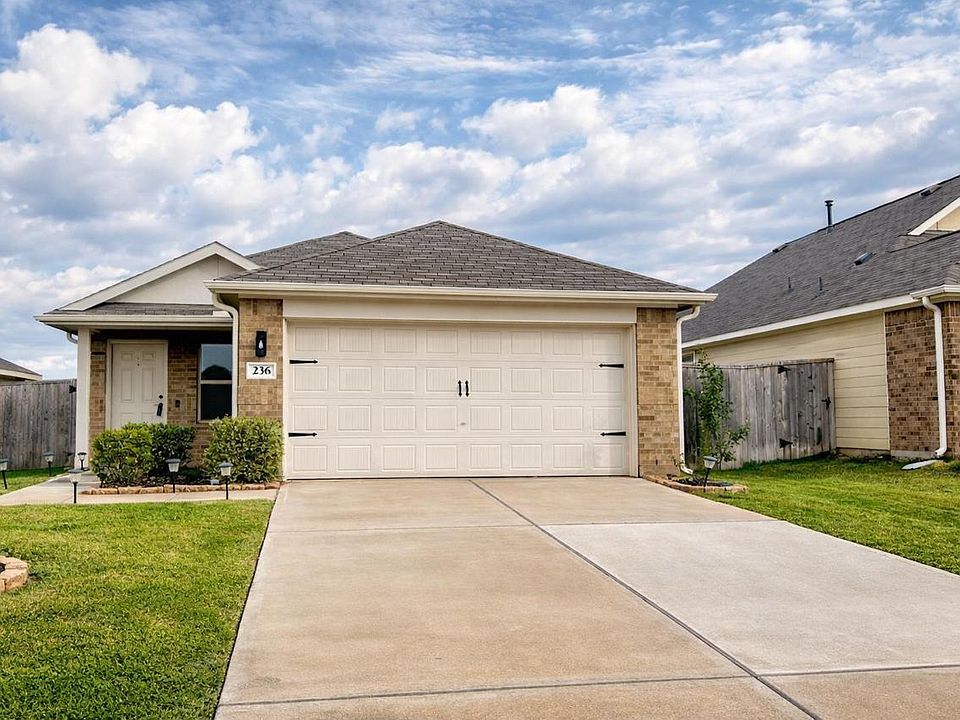 1st image of 236 Rustic Ridge Cir