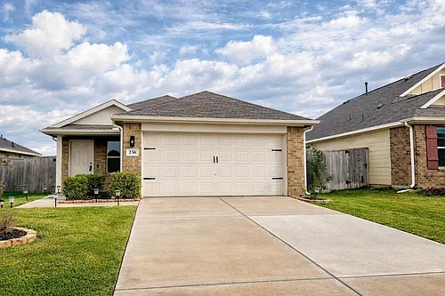 236 Rustic Ridge Cir Photo 1