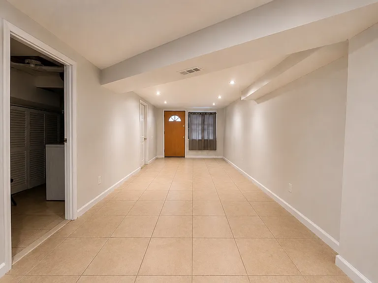 3408 Morrell Ave — Photo 6