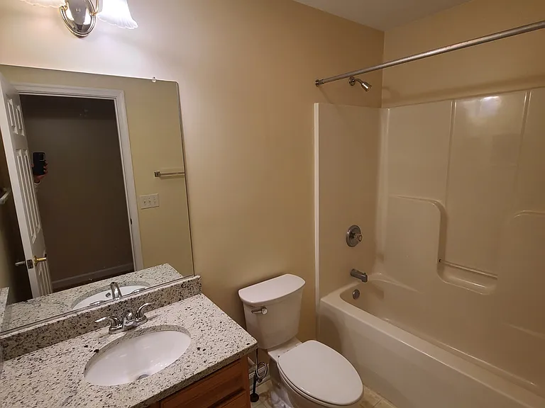 1112 Rustic Willow Ln — Photo 20