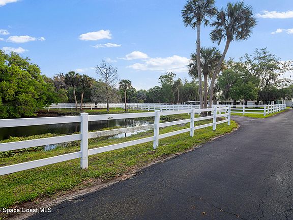 5th image of 2885 Turtle Mound Rd